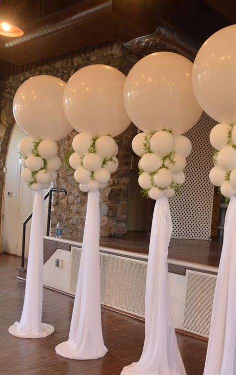 35 einzigartige Ballonhochzeitsdekorationsideen zum Schaukeln | Wedding balloon decorations ...