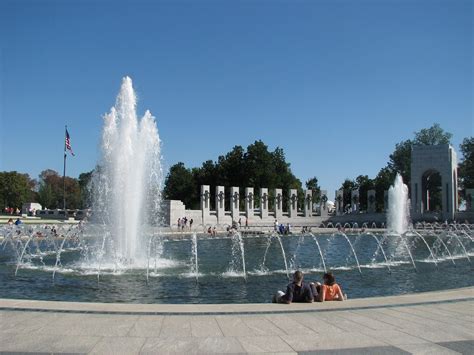 Washington DC - National World War II Memorial Fountain | Flickr