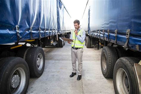 Safety Managers Role in Motor Carrier Safety - Great West