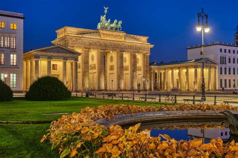 Night View of the Famous Brandenburg Gate Stock Photo - Image of ...