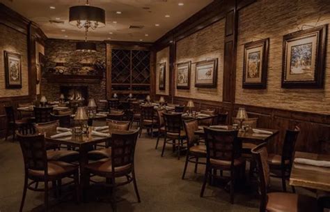 13 Best Steakhouses in Houston (Updated 2024) - The Texas Tasty