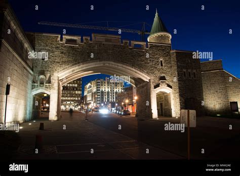 Old Quebec City Night Photographs Stock Photo - Alamy