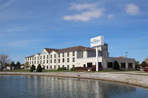 Baymont Inn & Suites by Wyndham Findlay | Findlay, OH Hotels