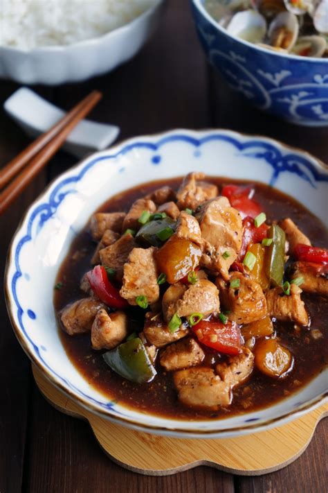 Fermented Black Bean Chicken with Tri-Color Capsicums – Eat What Tonight