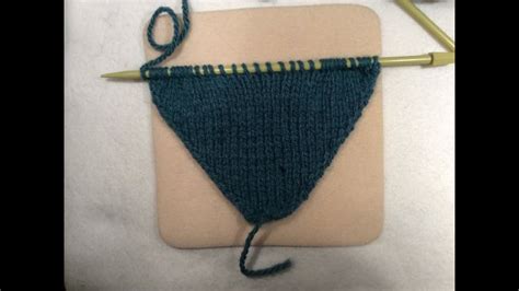 How to knit M1 in knitting | How to M1R and M1L | How to M1 increase a stitch in knitting - Y ...