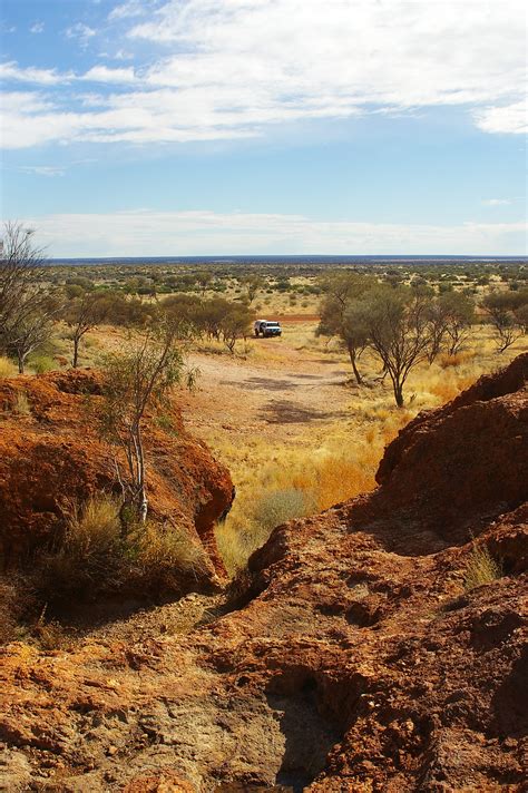 Australia's Longest Shortcut - The Great Central Road