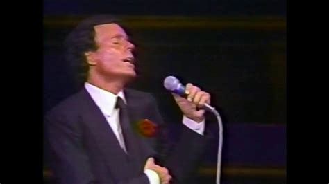 Julio Iglesias Hey Live in Japan 1983 - YouTube