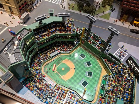 Fenway Park Lego Discovery Center Boston : r/lego