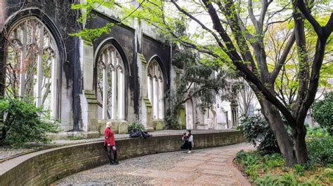 St Dunstan in the East Church Garden - London's Secret Oasis - Roaming ...