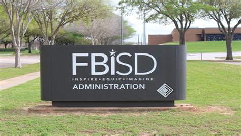 Fort Bend ISD Plans to Start 2020-2021 School Year 100% Online