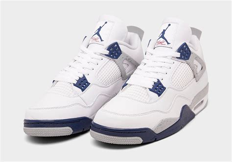 Air Jordan 4 "White/Navy" DH6927-140 Release Date | SneakerNews.com