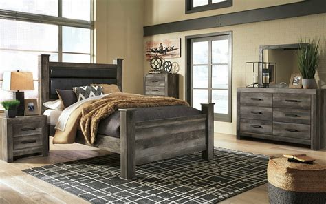 Modern Rustic Gray 5 piece Bedroom Set w/ Queen Size Upholstered Poster ...