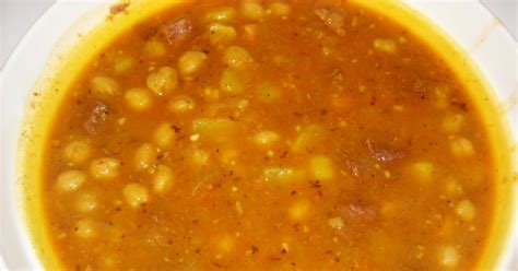 Artfully Graced: Garbanzos (Chickpeas)...or Spanish Bean Soup