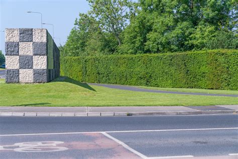 SEAN SCULLY WALL AND FLAGPOLES [MAIN ENTRANCE TO LIMERICK … | Flickr