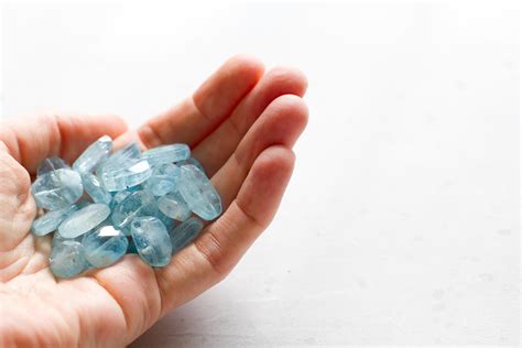 Aquamarine Stone Meaning, Symbolism & Uses | Conscious Items