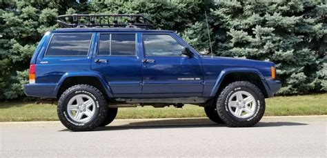 2001 Jeep Cherokee XJ! 4×4! Lifted! Limited Edition! for sale