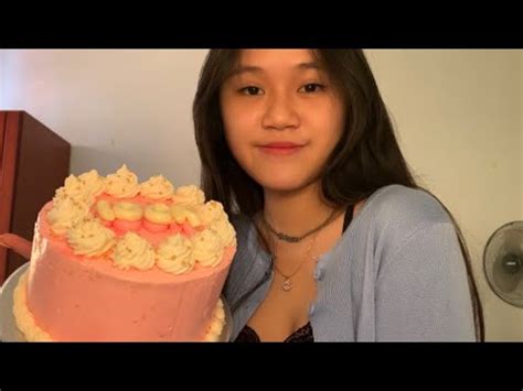 ASMR eating cake ( 100K special ) - YouTube