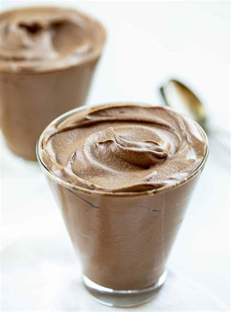 Two Ingredient Chocolate Mousse - i am baker