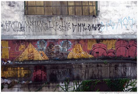 Graffiti in São Paulo. (Photo ID 11931-satildeo)