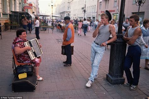 Last pictures of life behind the iron curtain before the collapse of ...