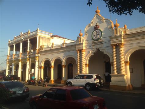 Stock Family Trip : Festivals and processions leading up to Semana Santa