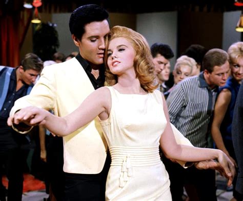 Classic Movies - Elvis Still Reigns in Viva Las Vegas!