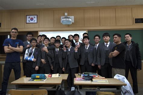 CLB-4 volunteers at Ocheon High School in South Korea > Okinawa Marines ...