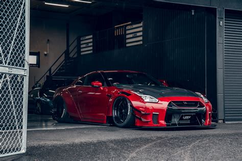 LB-WORKS NISSAN GT-R R35 type 2 - Liberty Walk | リバティーウォーク Complete car ...