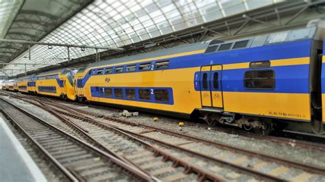 Travelling on the double-deck Dutch IC trains | ShowMeTheJourney