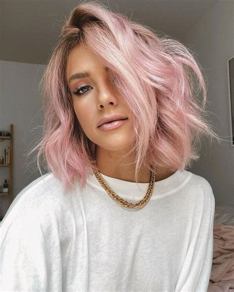 Pink Hair: A Bright Pastel Lob | Pink short hair, Pink blonde hair, Hair styles