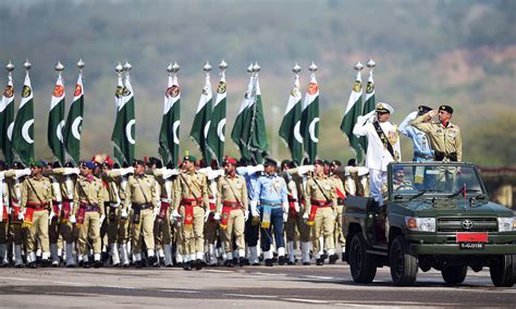 Nation celebrates Pakistan Day 2018 with military parade, gun salutes - Pakistan - DAWN.COM