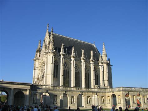 Catedral de Sainte Chapelle en Paris, es de estilo gótico real. Sainte ...