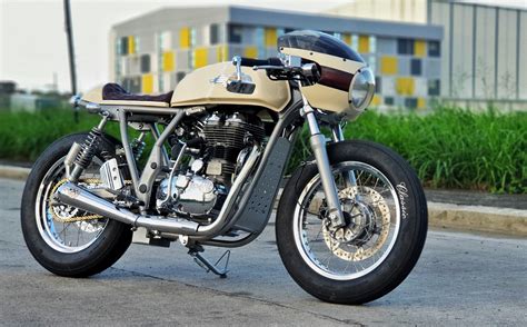 Rahmen & Anbauteile Sitze & Sitzbänke Sitzbank Caferacer Royal Enfield Continental GT 535/650 ...