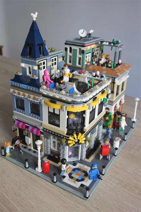 Corner Alley - Assembly Square alternate build (pics in comments) : lego