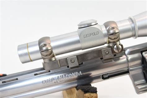 Colt Anaconda 44 Magnum Leupold Scope