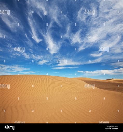 sand dune desert Stock Photo - Alamy