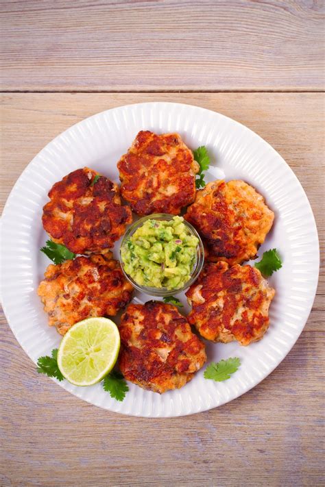 Ina Garten Salmon Cakes - Delish Sides