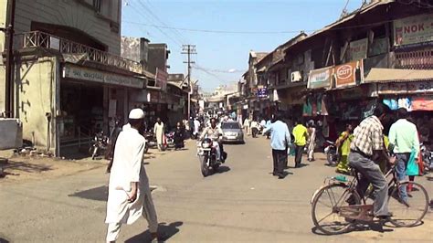 Standing at Mota Bazaar Navsari, Gujarat, India; 22nd February 2011 - YouTube