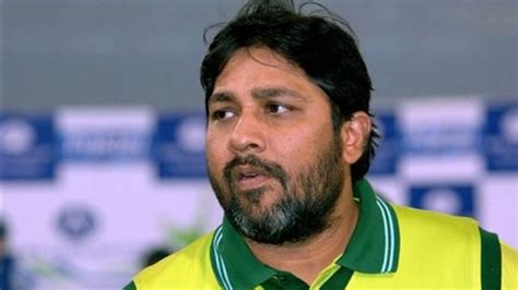 Inzamam ul Haq Full Biography, Records, Height, Age, Nephew, Wife ...