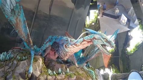 Amazing New 'Avatar' Animatronic Debuts, Fans Question Why It's Not In Disney World - Inside the ...