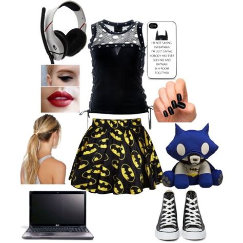 Gamer Girl Outfit 6 | Gamer girl outfit, Nerdy outfits, Geek clothes