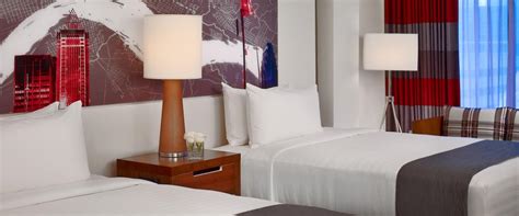 Deluxe Guest Rooms | Sonesta Philadelphia Rittenhouse Square