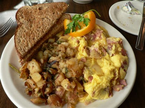 Best Breakfast in Portland: Restaurants & Great Spots You Have to Try - Thrillist