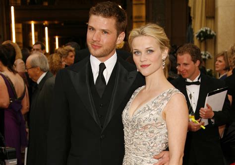 Reese Witherspoon and Ryan Phillippe Wedding Details | POPSUGAR Celebrity