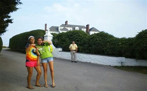 Taylor swift house Rhode island | Taylor swift house, Rhode island, In hollywood