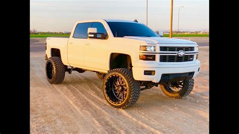 2017 Chevy Silverado 1500 Lifted