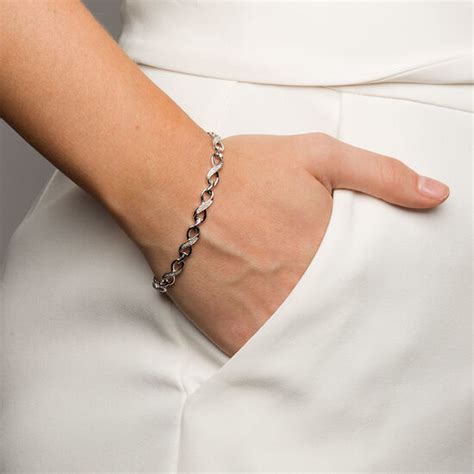 Silver Bracelets & Bangles at Michael Hill Canada