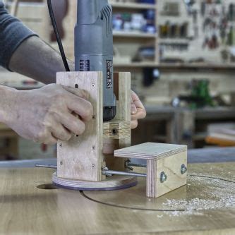 Homemade Plunge Router Base and Adjustable Routing Template Plans ...