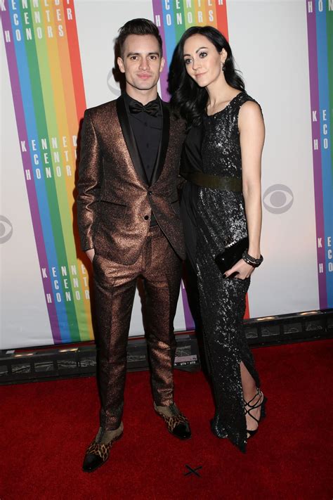 Brendon Urie and wife Sarah Urie welcome baby - Los Angeles Times