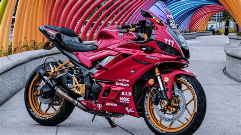 BEST OF YAMAHA R25 V2 CANDY RED | REVIEW | TAIL PANIGALE CARBON | SC PROJECT - YouTube